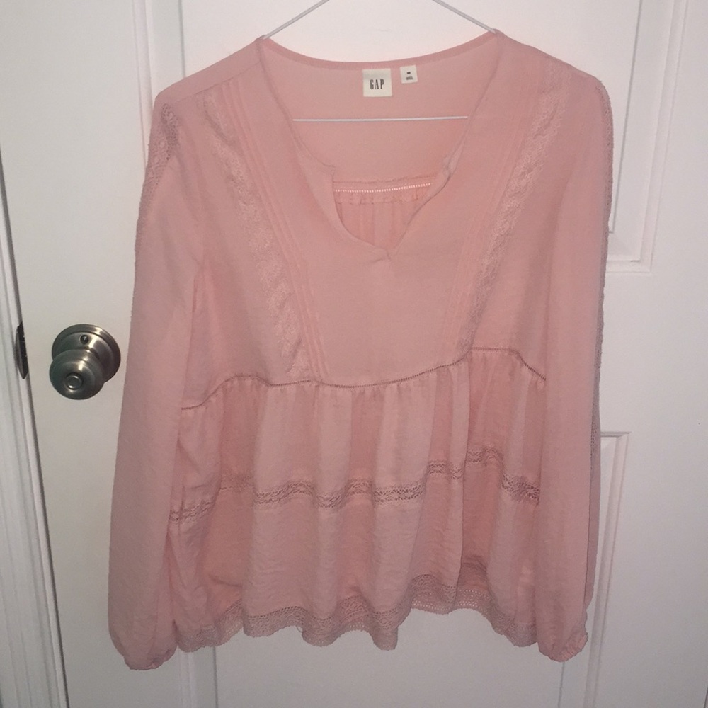 GAP light pink blouse